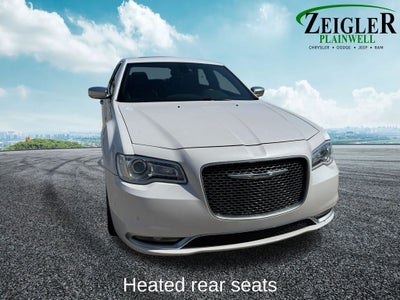 2016 Chrysler 300 C Platinum Power moonroof