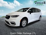 2023 Chrysler Pacifica Touring L Radio: Uconnect 5 w/10.1" Display