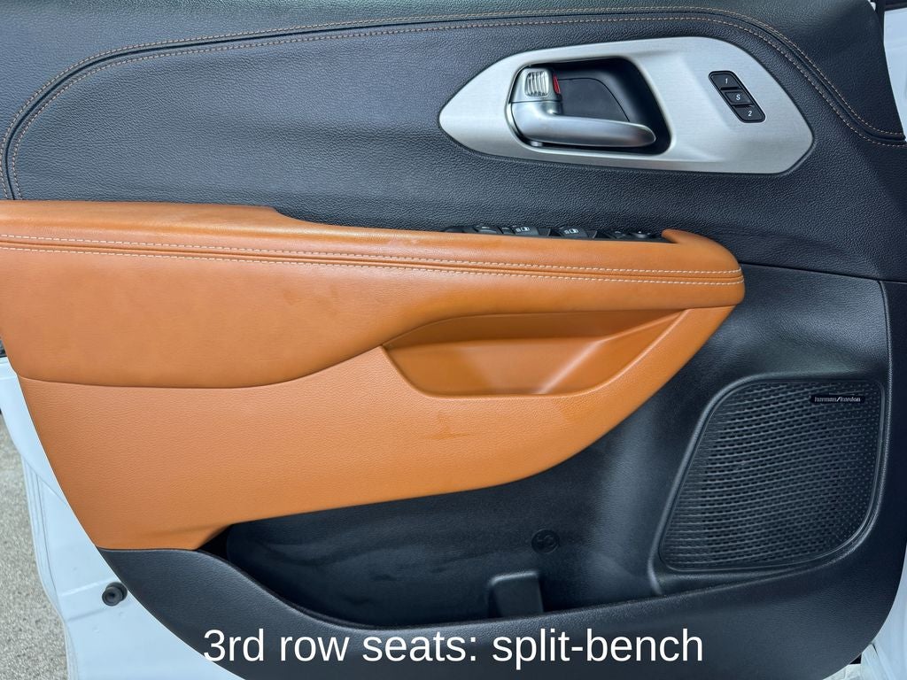 2025 Chrysler Pacifica Pinnacle