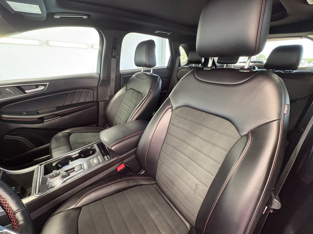 2021 Ford Edge ST Line