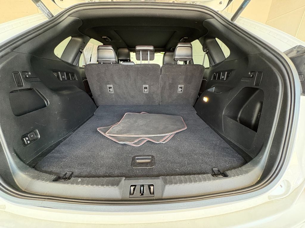 2021 Ford Edge ST Line