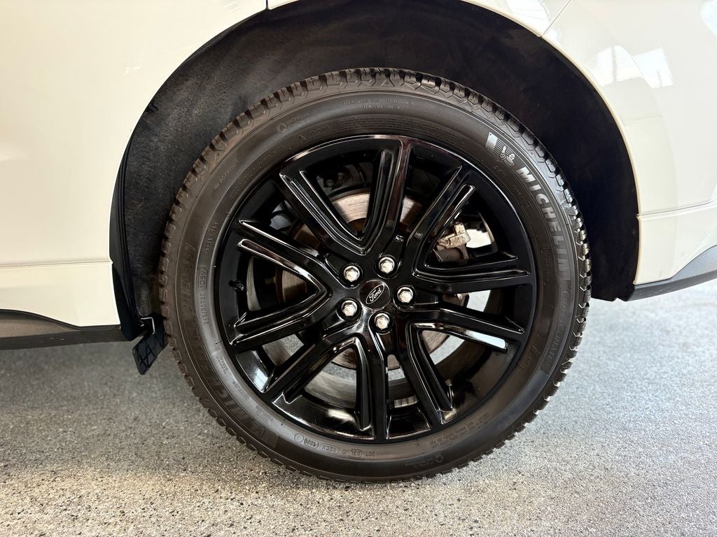 2021 Ford Edge ST Line