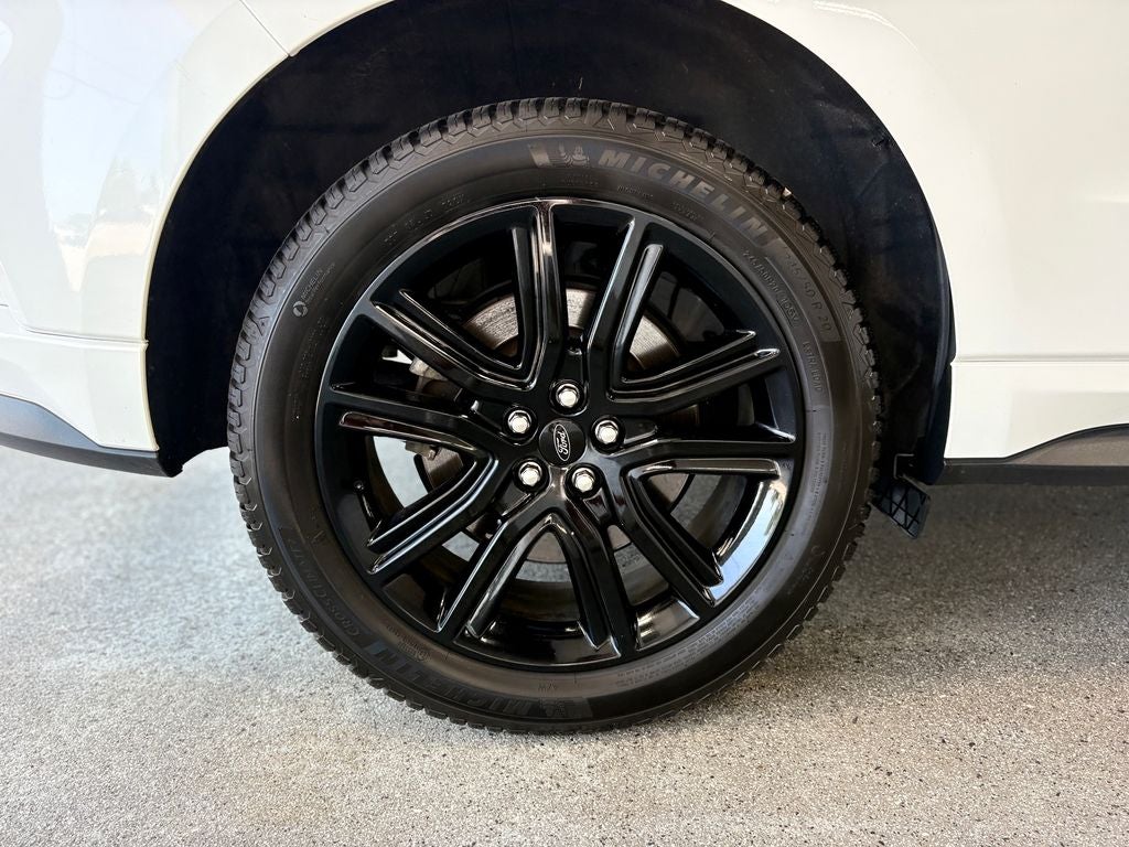 2021 Ford Edge ST Line