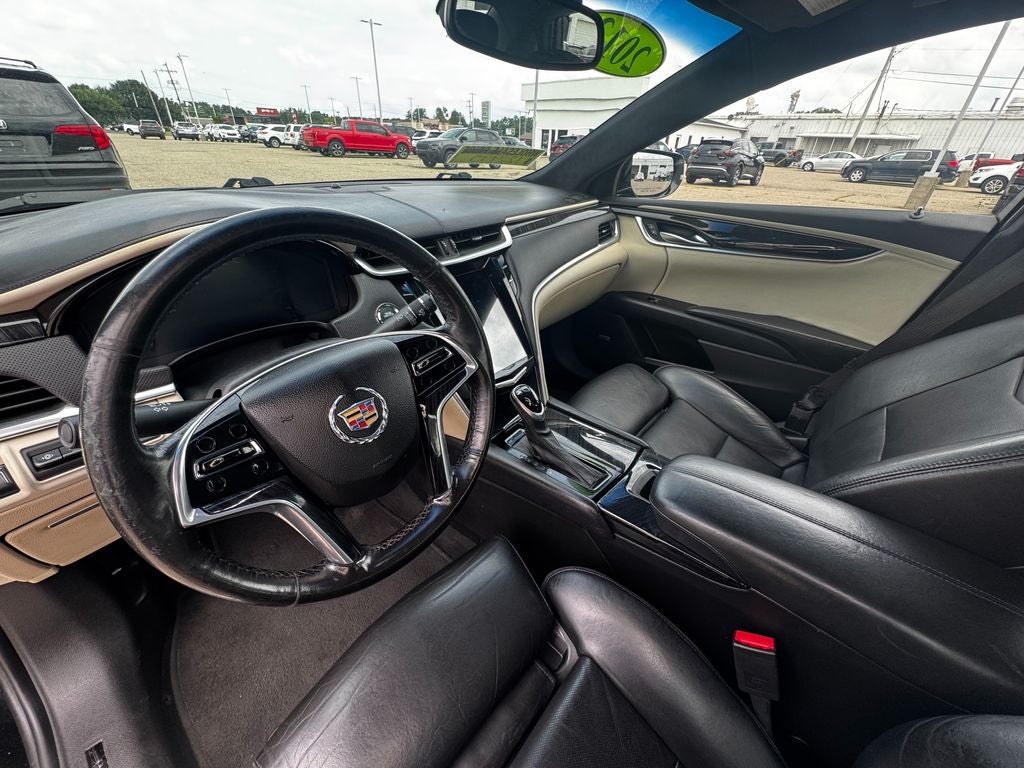 2013 Cadillac XTS Platinum Power moonroof