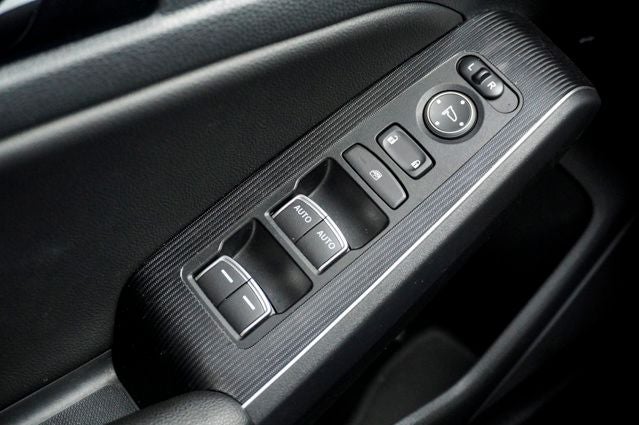 2022 Honda Civic Touring Navigation System & Power moonroof