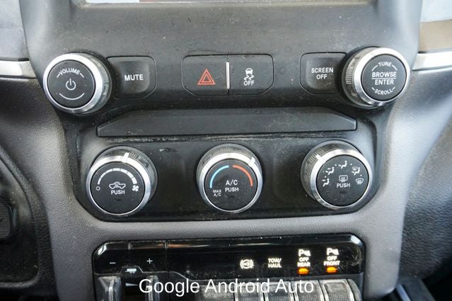 2024 RAM 2500 Big Horn Integrated Voice Command w/Bluetooth & Rear Back-U