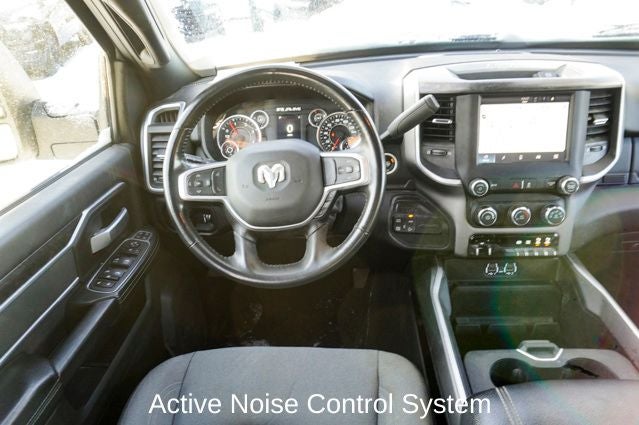 2024 RAM 2500 Big Horn Integrated Voice Command w/Bluetooth & Rear Back-U
