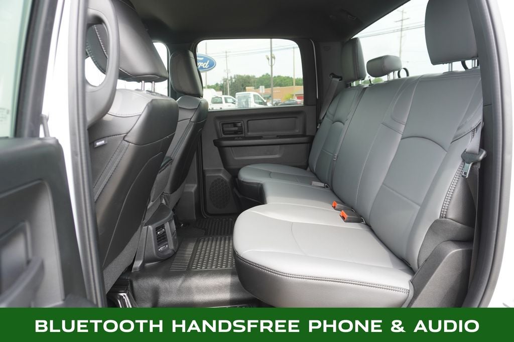 2023 RAM 3500 Tradesman 8.4" Touchscreen Display & Apple CarPlay