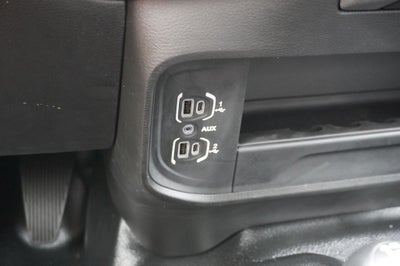 2023 RAM 3500 Tradesman Navigation System & 8.4" Touchscreen Display