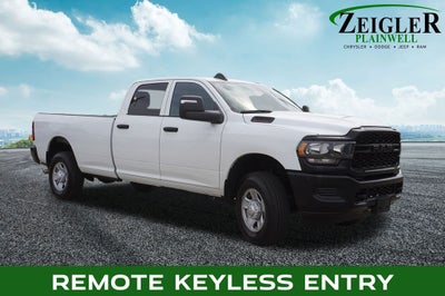 2023 RAM 3500 Tradesman Navigation System & 8.4" Touchscreen Display