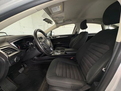 2017 Ford Fusion SE SYNC Communications & Entertainment System