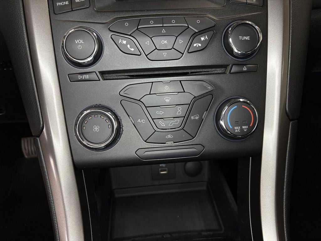 2017 Ford Fusion SE SYNC Communications & Entertainment System