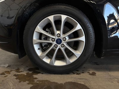 2020 Ford Fusion SE Power Moonroof