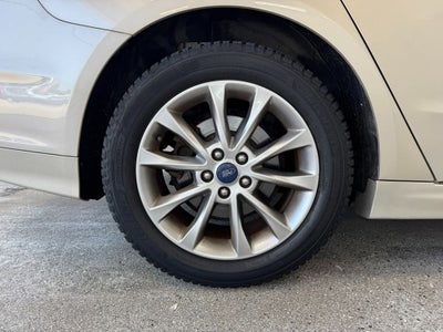 2017 Ford Fusion SE Power Moonroof