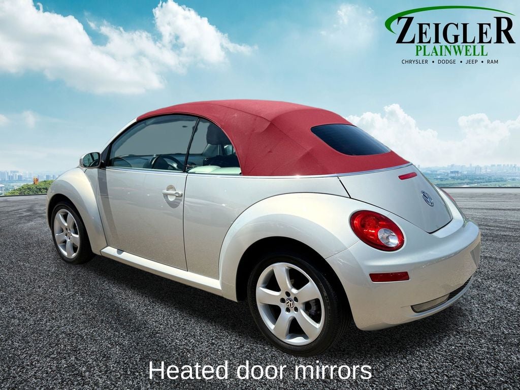 2009 Volkswagen Beetle 2.5L Blush Edition