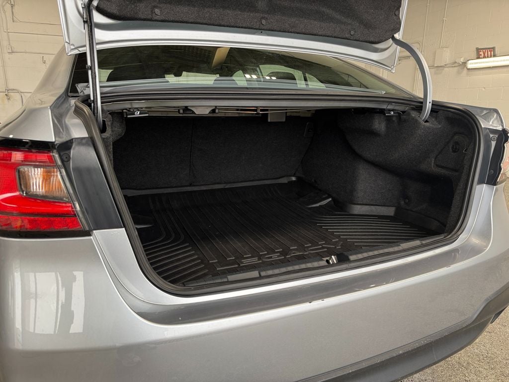 2022 Subaru Legacy Premium Heated front seats