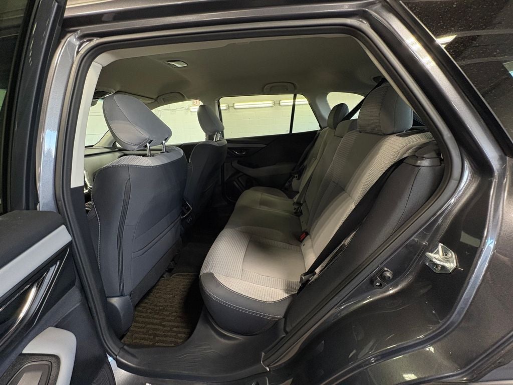 2022 Subaru Outback Premium STARLINK/Apple CarPlay/Android Auto