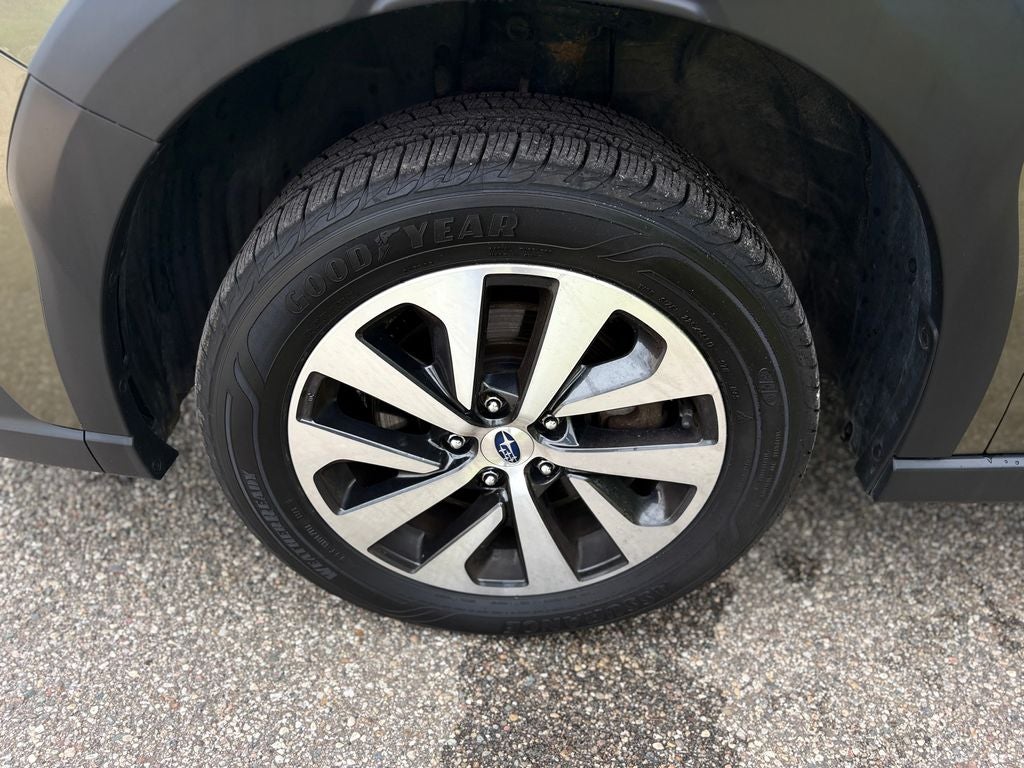 2023 Subaru Outback Premium Alloy wheels