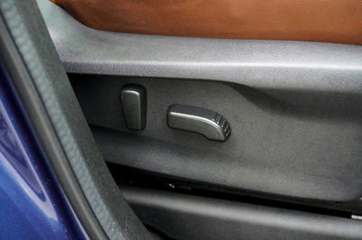 2019 Subaru Ascent Touring Navigation System & Power moonroof