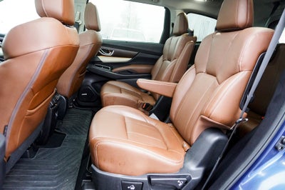 2019 Subaru Ascent Touring Navigation System & Power moonroof