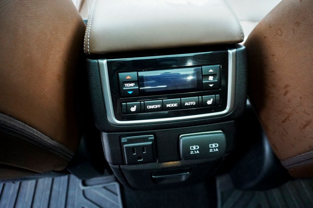 2019 Subaru Ascent Touring Navigation System & Power moonroof