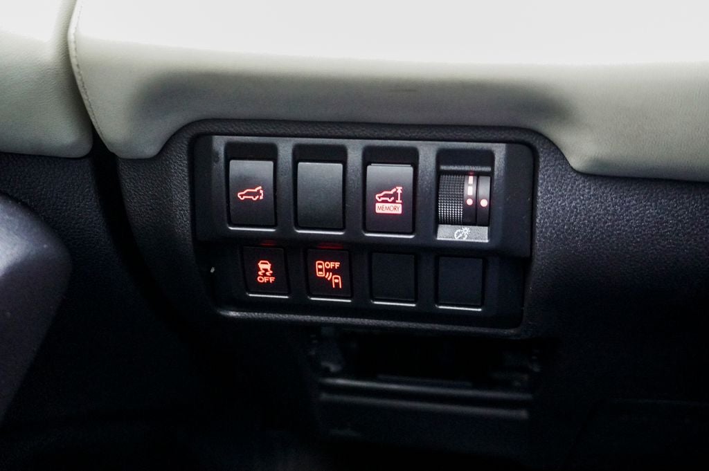 2019 Subaru Ascent Touring Navigation System & Power moonroof