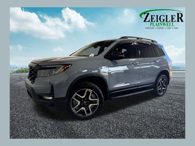 2022 Honda Passport Elite Navigation system: Honda Satellite-Linked Navigati