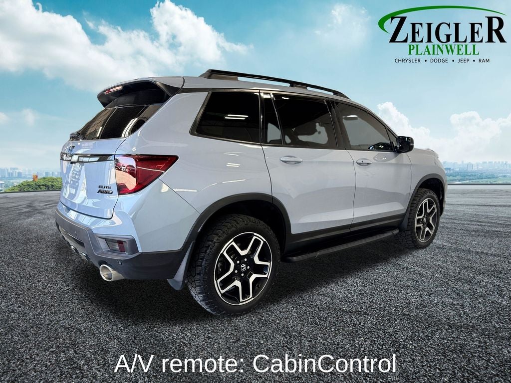 2022 Honda Passport Elite Navigation system: Honda Satellite-Linked Navigati