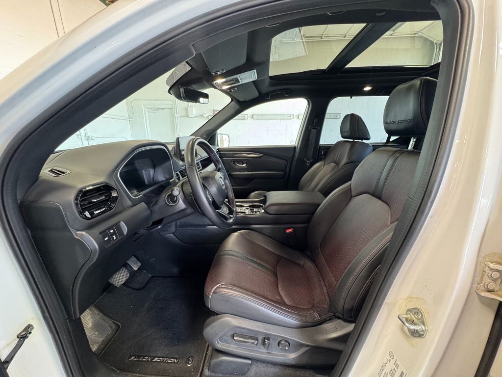 2023 Honda Pilot Elite