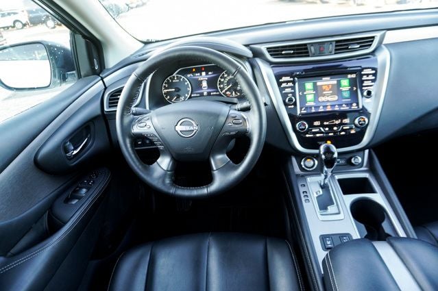 2024 Nissan Murano SV Navigation & Full Pano Moonroof