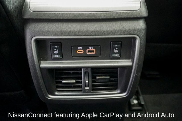 2024 Nissan Murano SL Power moonroof & Navigation System