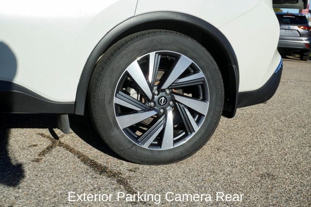 2024 Nissan Murano SL Power moonroof & Navigation System