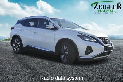 2024 Nissan Murano SL Power moonroof & Navigation System