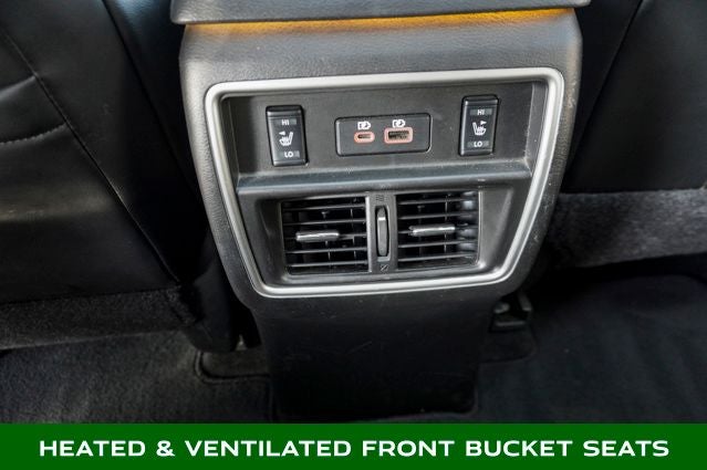 2023 Nissan Murano Platinum Power moonroof & Navigation System