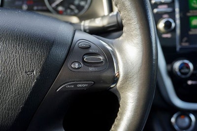 2023 Nissan Murano Platinum Power moonroof & Navigation System