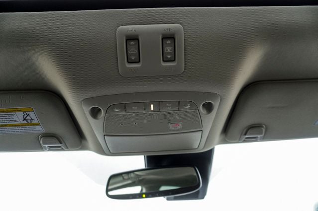 2021 Nissan Murano Platinum Power moonroof & Navigation System