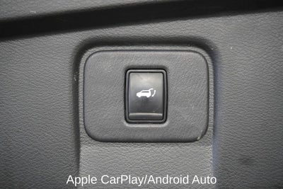 2018 Nissan Murano SV Navigation System & Power Panoramic Moonroof