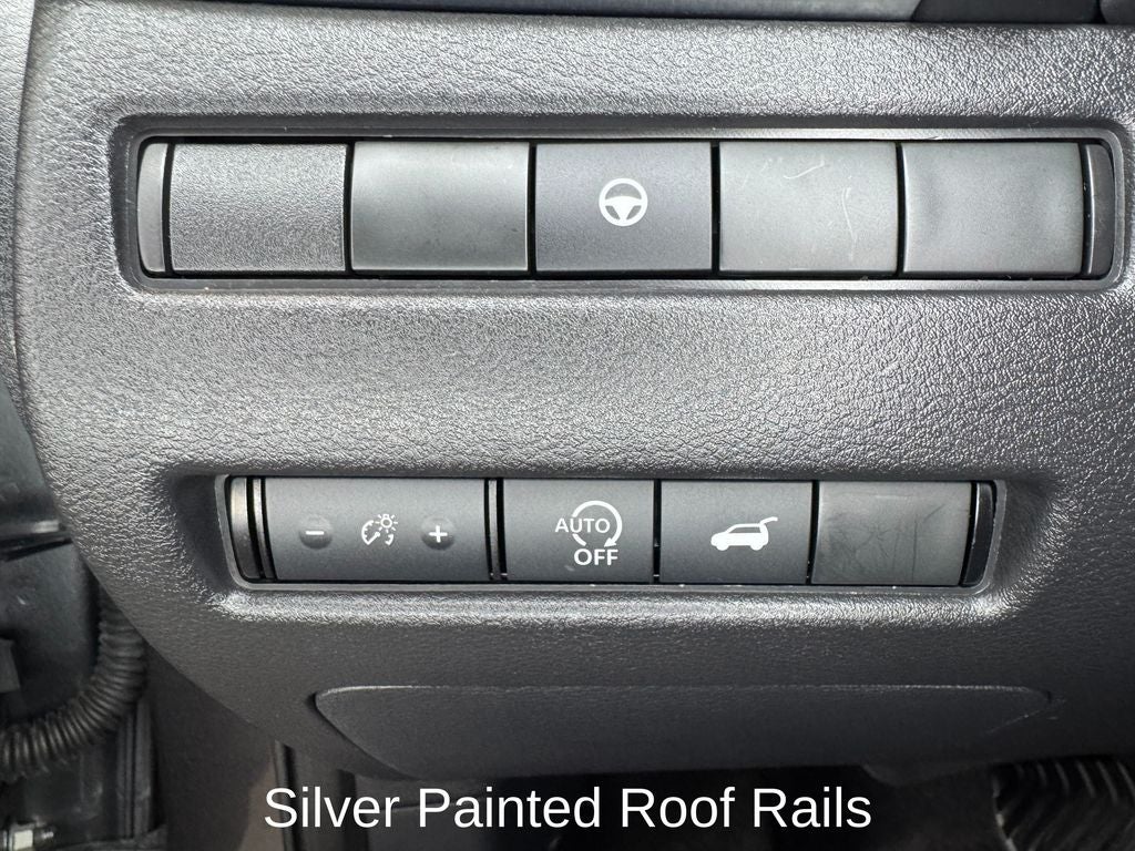 2023 Nissan Rogue SV Panoramic Moonroof