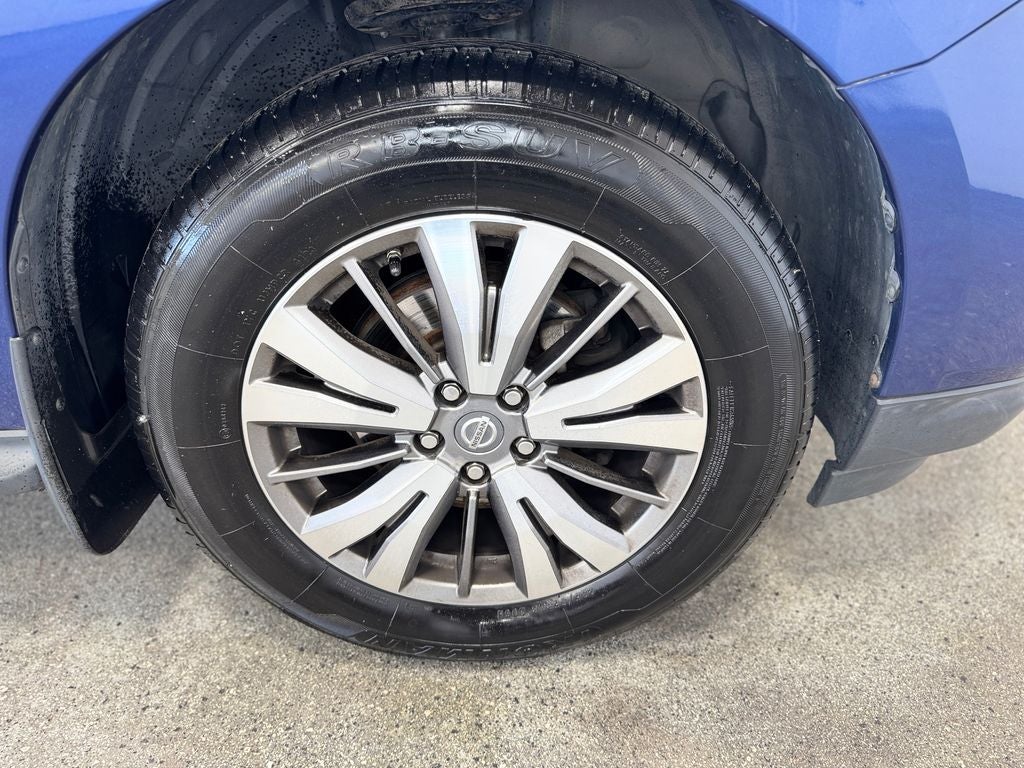 2017 Nissan Pathfinder Platinum