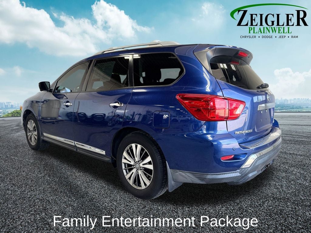 2017 Nissan Pathfinder Platinum