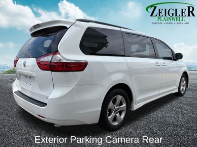 2018 Toyota Sienna LE 8 Passenger