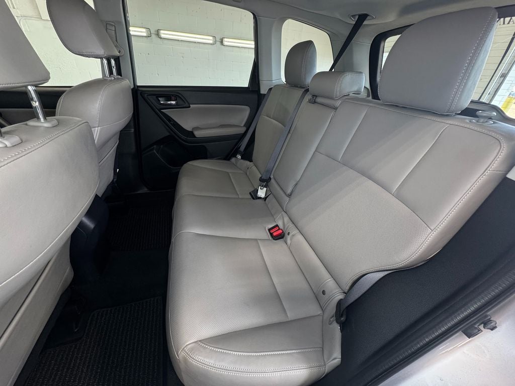2017 Subaru Forester 2.5i Limited Power moonroof