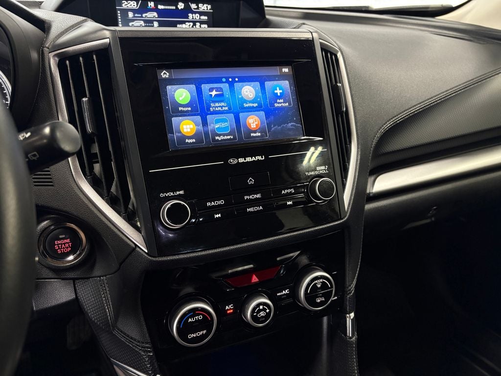 2024 Subaru Forester Premium Power moonroof: Panoramic