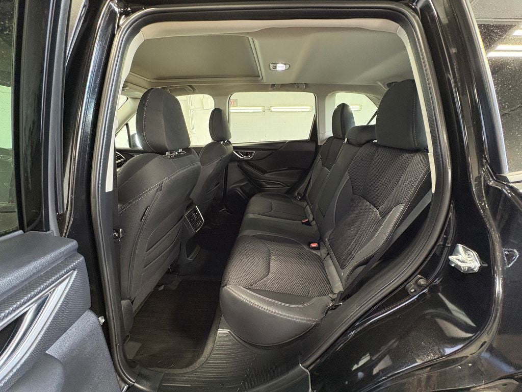 2024 Subaru Forester Premium Power moonroof: Panoramic