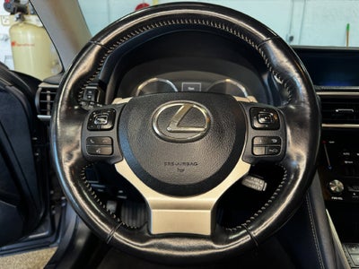 2017 Lexus IS 300 Power moonroof