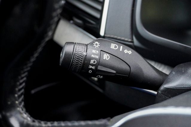 2022 Volvo XC90 T6 Inscription Navigation System & Power Moonroof