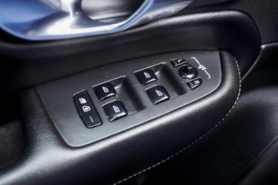 2022 Volvo XC90 T6 Inscription Navigation System & Power Moonroof