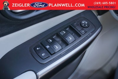 2021 Jeep Cherokee Latitude Plus AWD Leather Power Seat Rear Camera