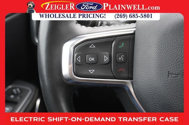 2024 RAM 1500 Laramie Crew Cab 4x4 PANORAMIC ROOF HEATED LEATHER 5.7 L H