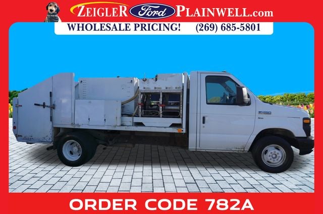 2011 Ford E-450SD Base